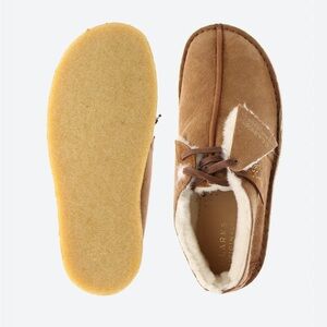 Clarks Originals Desert Trek Loafers in tan suede size 7.5